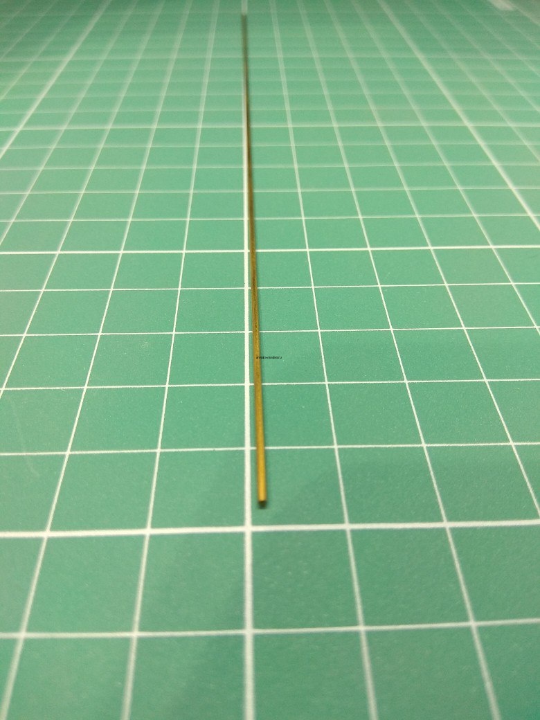 AMT028 Латунная трубка малого диаметра 0,9мм, длина 195мм