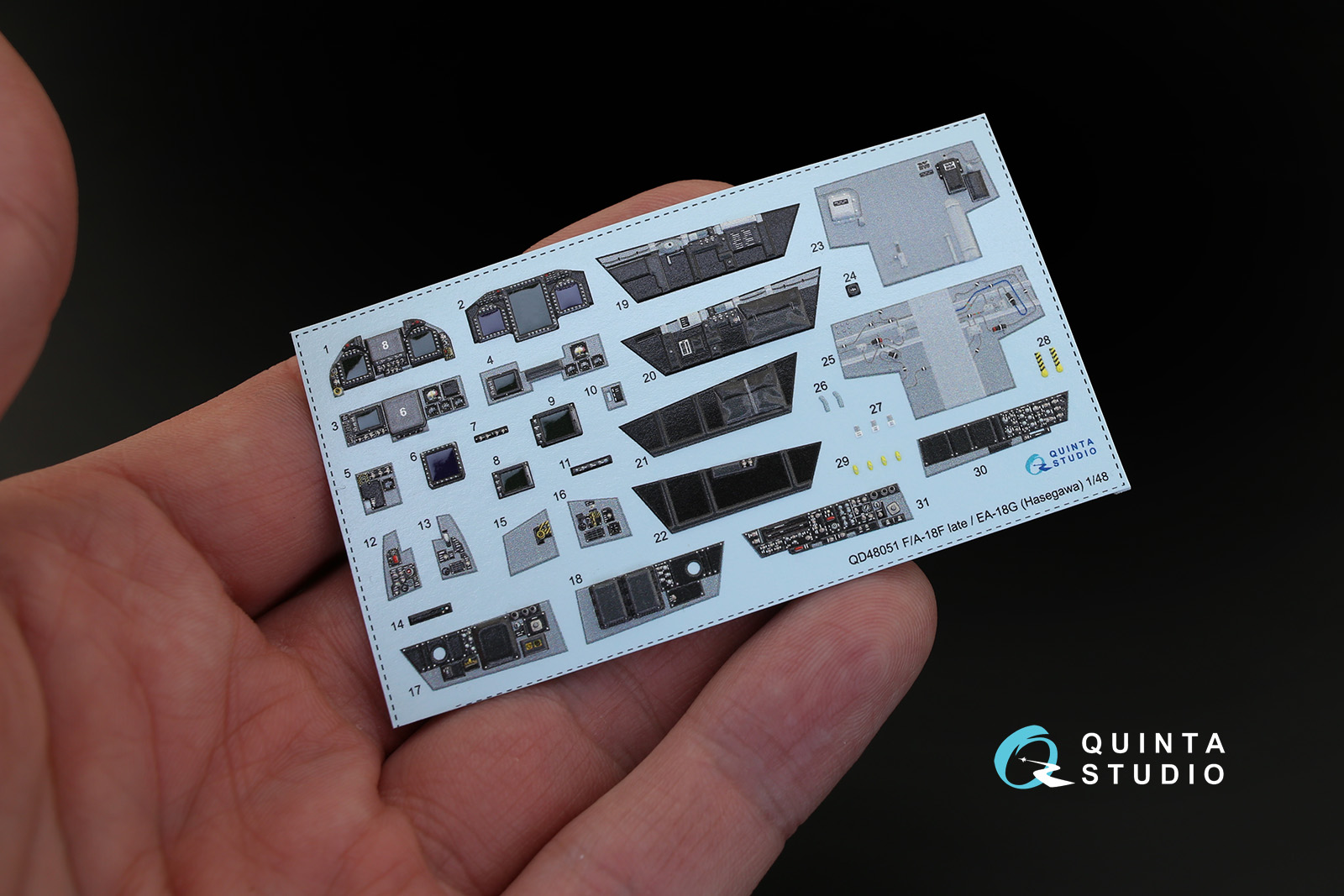 QD48051 1/48 3D Декаль интерьера кабины F/A-18F late / EA-18G (для модели Hasegawa)