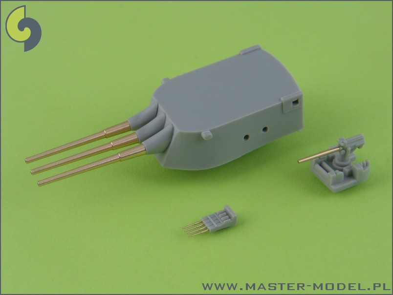 SM-350-027 Вооружение USS San Francisco CA-38 (1942) - 8 (9шт), 5 (8шт), 1,1 (16шт)