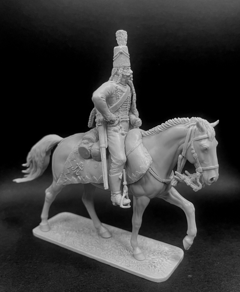 CHM-54338(M). Рядовой армейских гусарских полков, Россия 1796-1801 гг. (2 варианта голов). Материал - смола. Chronos Miniatures