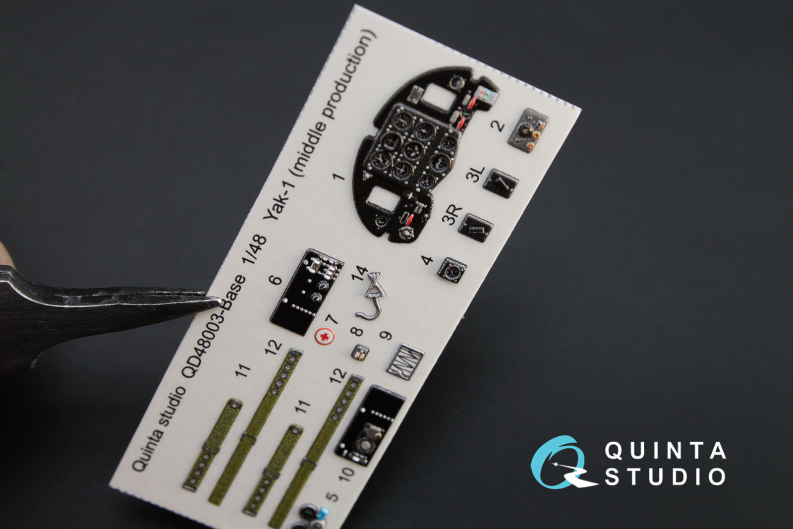 QD48003Base 3D Декаль интерьера кабины Як-1 (средние серии) (для модели Моделсвит/ЮФ)