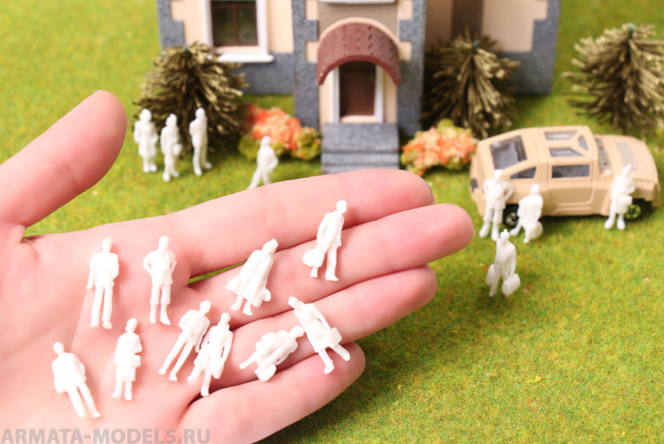 010LBK004 Фигурки людей для макета в масштабе 1:87 (Набор 12 шт.)