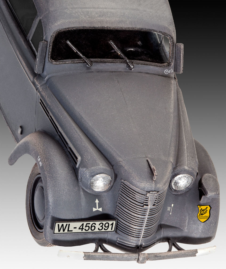 03270RE Автомобиль немецких военнослужащих Revell