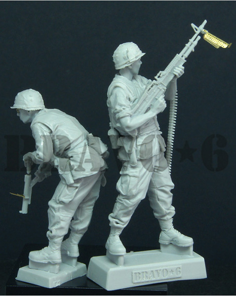 B6-35303 Миниатюра с фототравлением USMC - Round The Corner (2) Bravo6