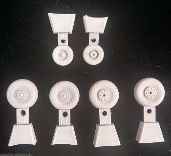 AM7243 Колеса под нагрузкой для Су-34 ранние 1/72